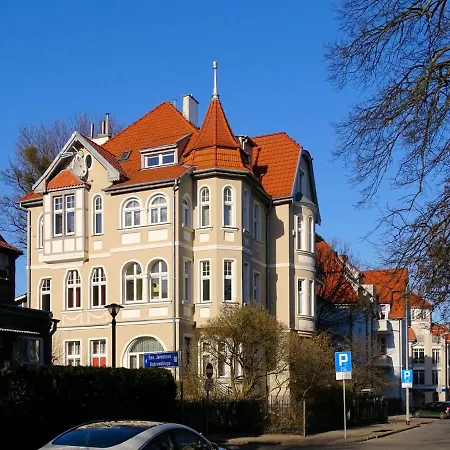 Seaside Elegance By - 400 M To The