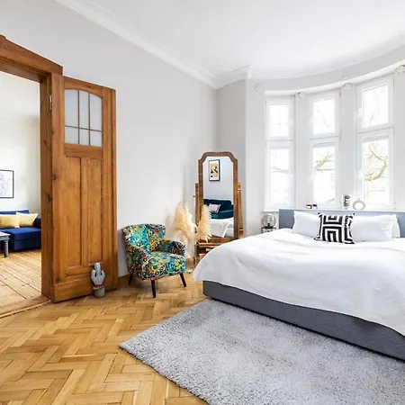 Chrobrego Eclectique By - 400 M From The Apartment Sopot