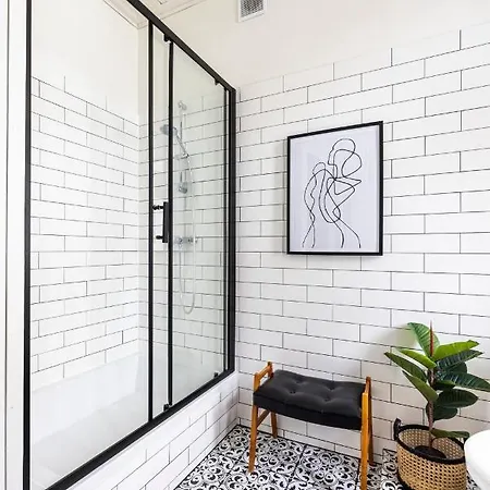 아파트 Chrobrego Eclectique By - 400 M From The