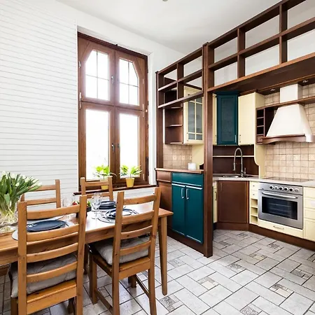 Chrobrego Eclectique By - 400 M From The 아파트 *