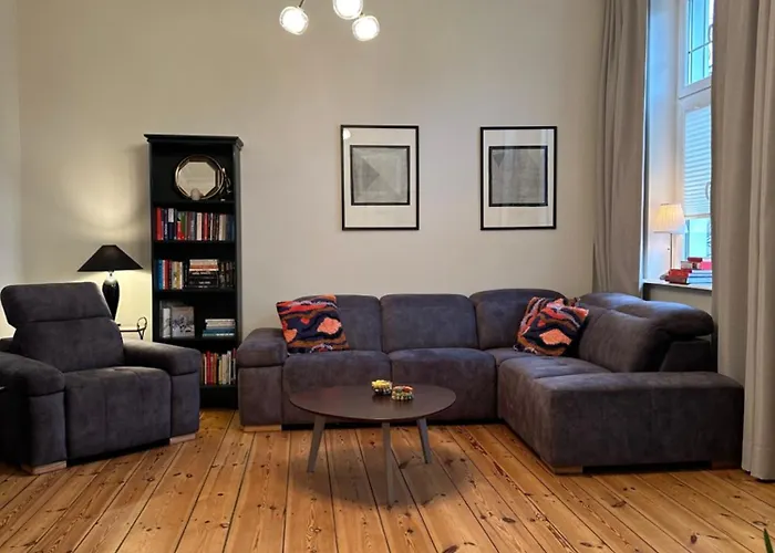 Chrobrego Eclectique By - 400 M From The Appartamento